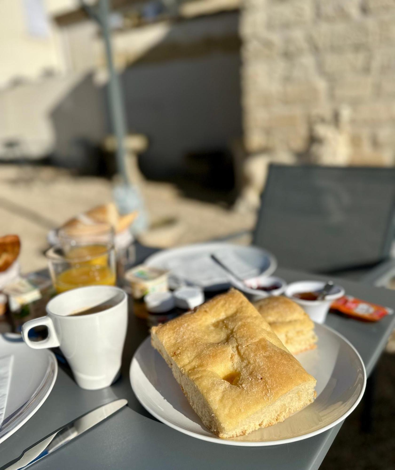 Les Appartements Du Mas - Rose Marie Aigues-Mortes Bagian luar foto