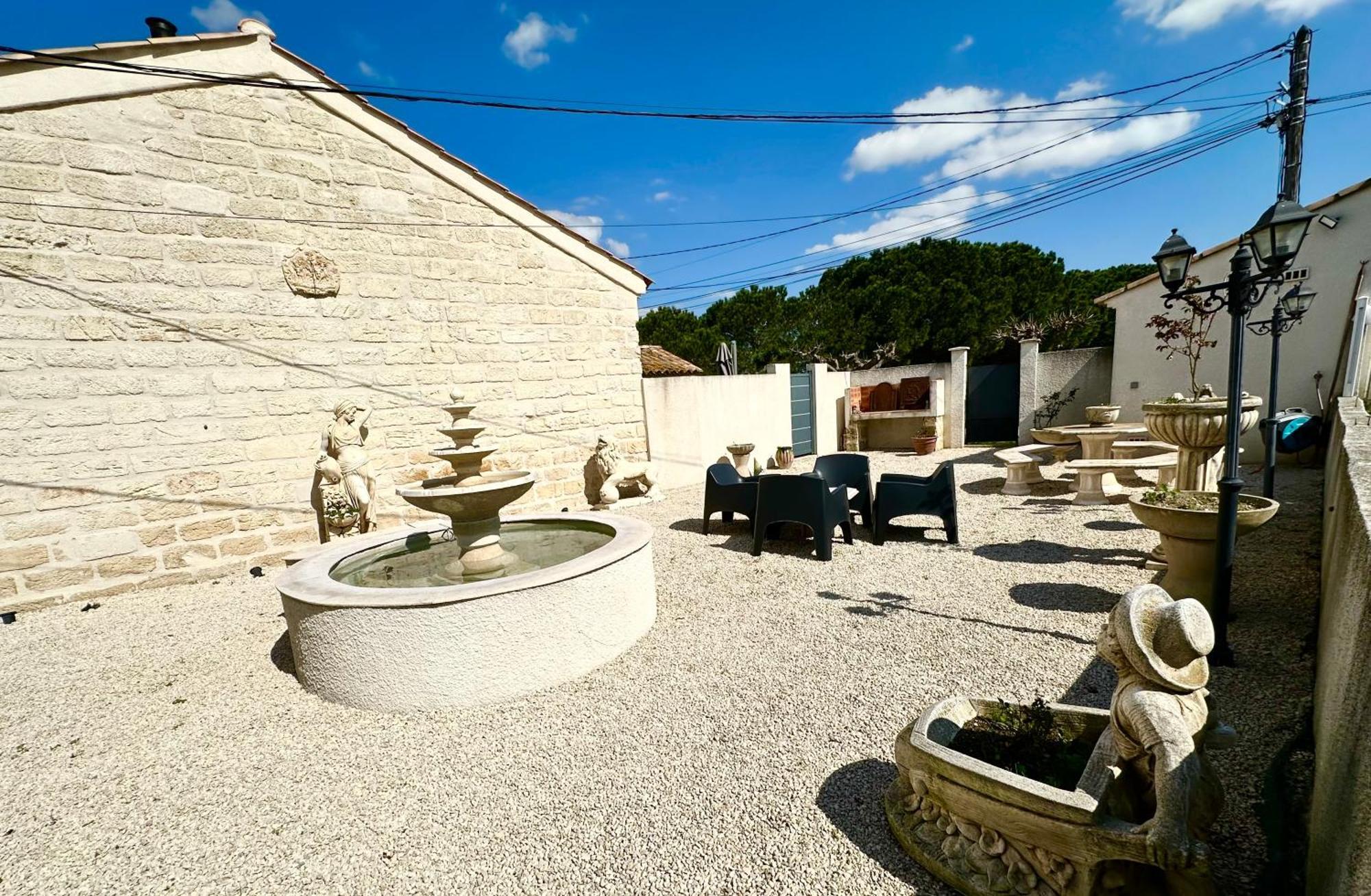 Les Appartements Du Mas - Rose Marie Aigues-Mortes Bagian luar foto